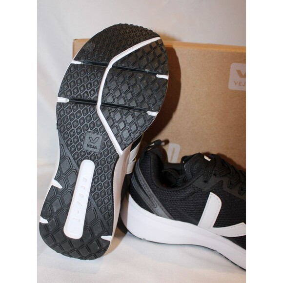 Veja Condor 2 Impala Running Sneaker‎ Black White Women's US 6 EU 37 NIB $200 - Picture 7 of 7